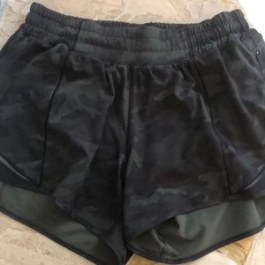 Lululemon Hotty Hot Shorts